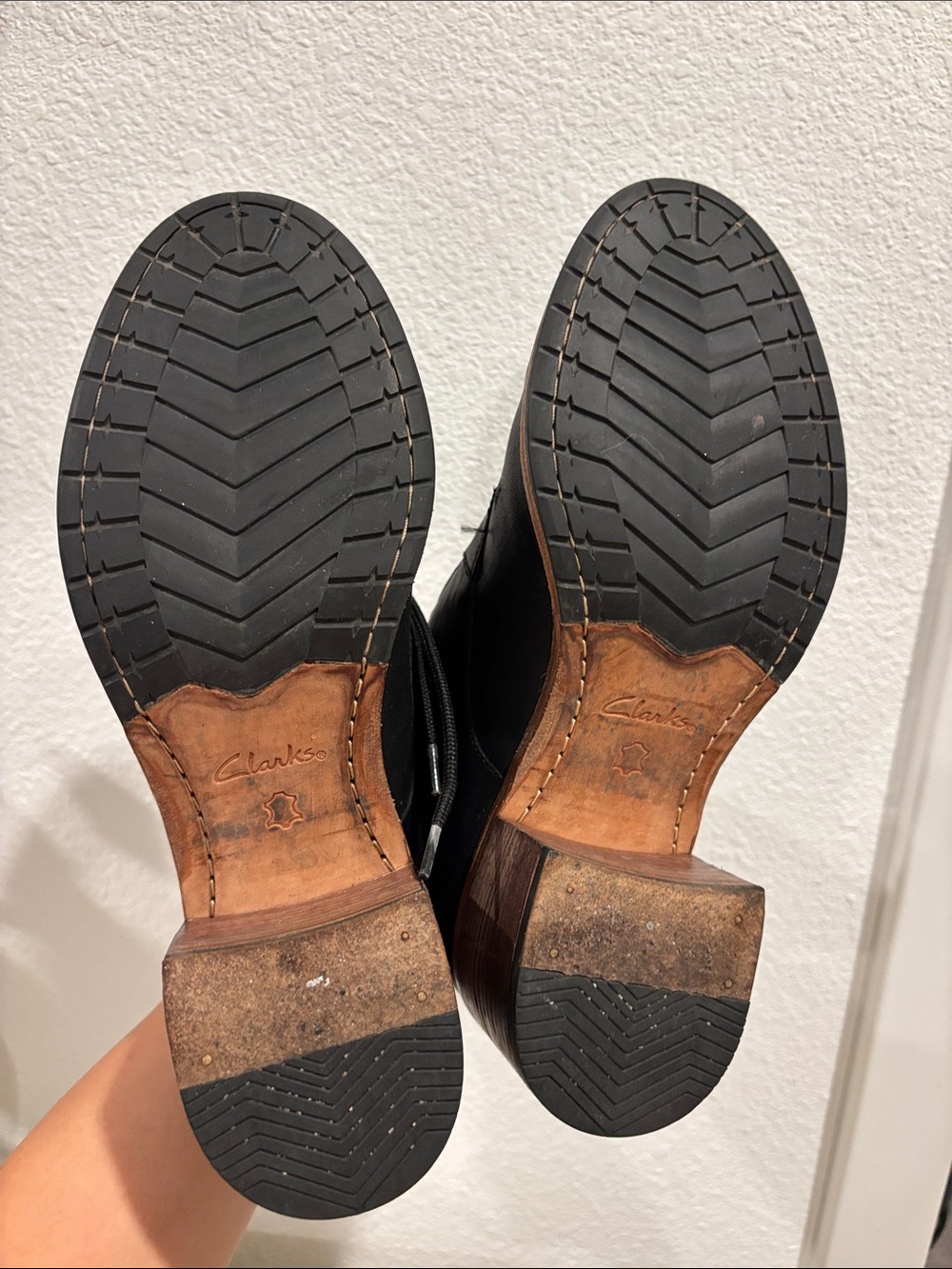 Clarks Black Lace-Up Leather Ankle Boots with Brown Stacked Heel - Picture 5 of 10
